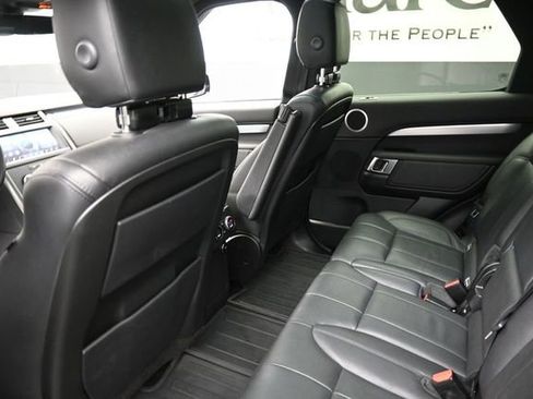 Used 2020 Land Rover Discovery Landmark AWD/4WD image 25