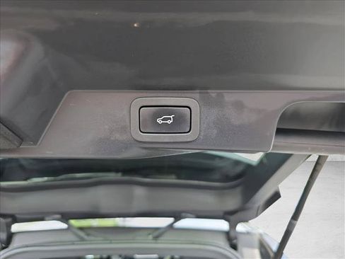 Used 2016 Land Rover Range Rover Sport HSE AWD/4WD image 13
