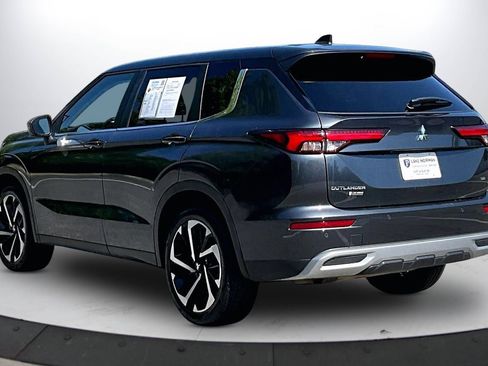 Used 2024 Mitsubishi Outlander SE FWD image 7