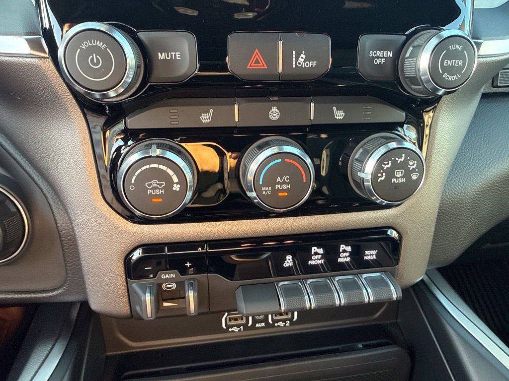 Used 2026 RAM 1500 Big Horn w/ Night Edition AWD/4WD image 21