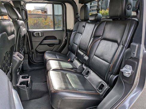 Certified 2022 Jeep Gladiator Mojave w/ LED Lighting Group image 21