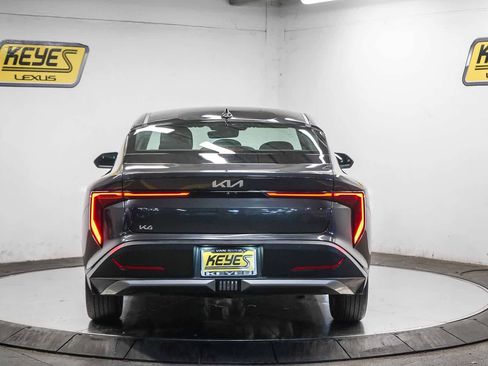 Used 2025 Kia K4 LXS image 3