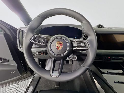 New 2026 Porsche Cayenne Coupe image 12