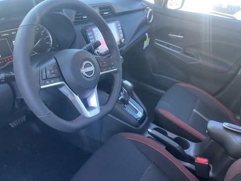 New 2025 Nissan Versa SR w/ Trunk Package image 10