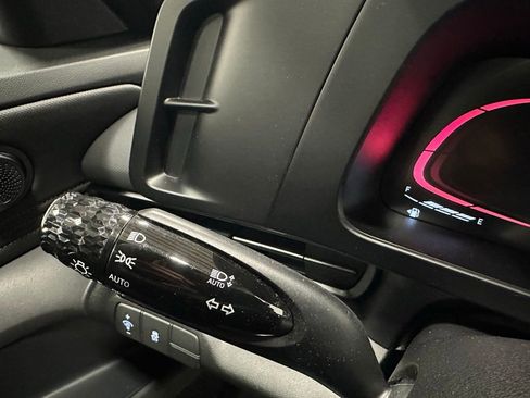 Used 2025 Hyundai Elantra Sport image 20