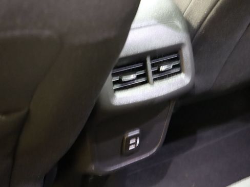 Used 2020 Chevrolet Equinox LT FWD image 55