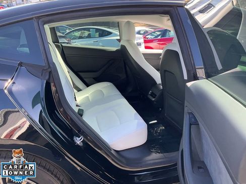 Used 2022 Tesla Model 3 Long Range image 48
