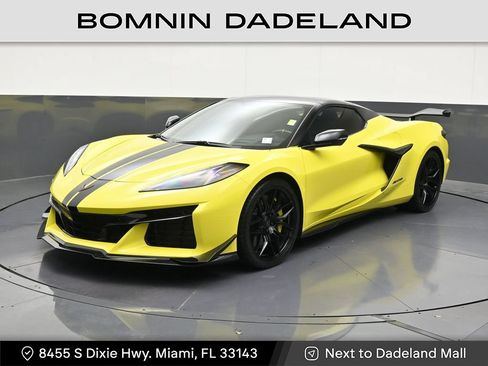 Used 2023 Chevrolet Corvette Z06 RWD image 1