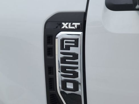 New 2025 Ford F250 XLT image 13