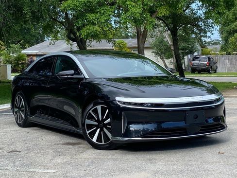 Used 2024 Lucid Air Touring AWD/4WD image 3