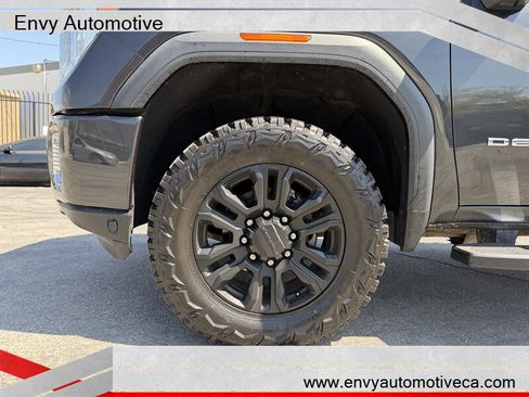 Used 2020 GMC Sierra 2500 Denali w/ Denali Ultimate Package image 13