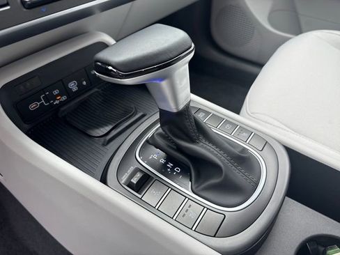 Certified 2026 Hyundai Kona SEL Sport AWD/4WD image 24