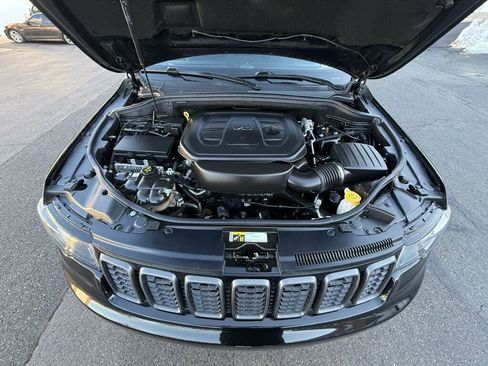 Used 2020 Jeep Grand Cherokee Trailhawk image 36