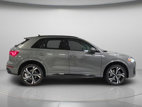 Used 2023 Audi Q3 2.0T Premium Plus w/ Premium Plus Package AWD/4WD image 8