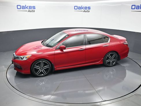 Used 2016 Honda Accord Sport image 45