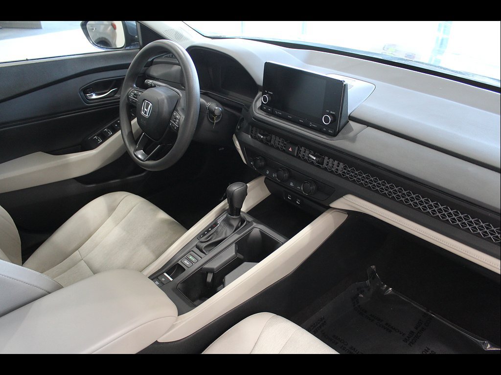 Certified 2024 Honda Accord EX image 23