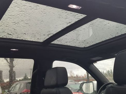 Used 2024 GMC Yukon Denali image 31