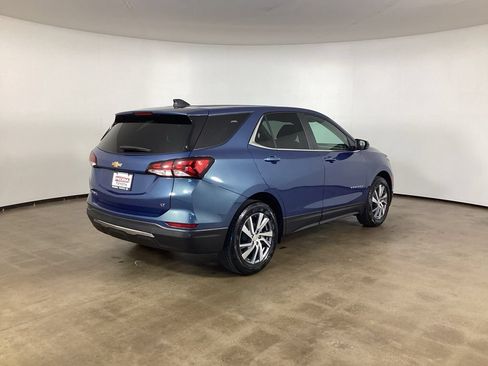 Used 2024 Chevrolet Equinox LT FWD image 5