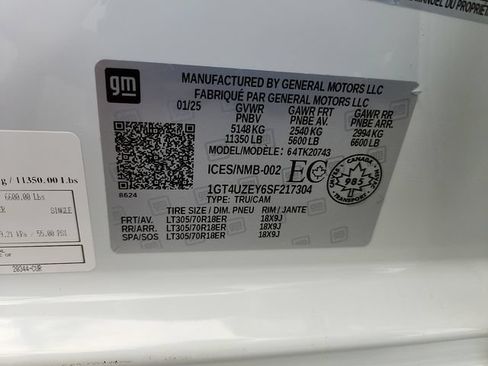 Used 2025 GMC Sierra 2500 AT4X AWD/4WD image 29