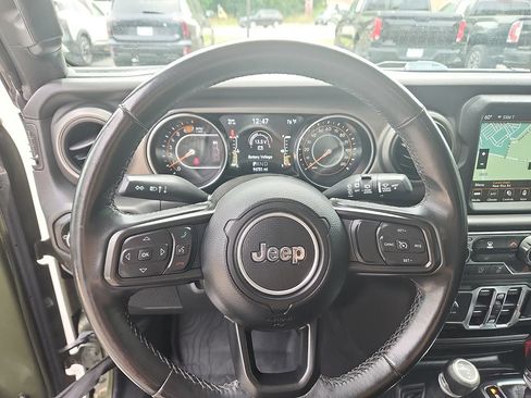Used 2021 Jeep Wrangler Unlimited Sport AWD/4WD image 19