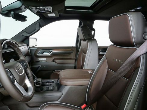 New 2026 GMC Sierra 1500 Denali AWD/4WD image 5