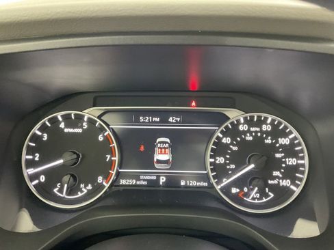 Used 2024 Nissan Rogue SV image 26