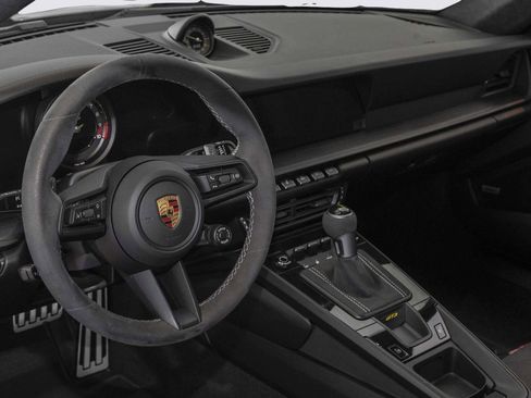 Used 2022 Porsche 911 GT3 RWD image 26