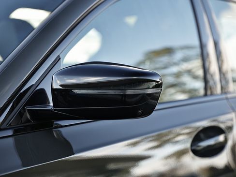 New 2026 BMW 330i Sedan w/ M Sport Package image 11