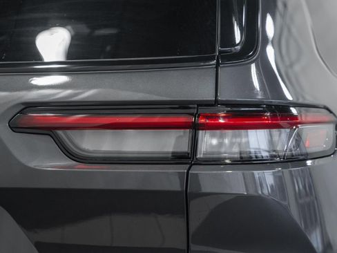 New 2025 Jeep Grand Cherokee L Altitude image 6