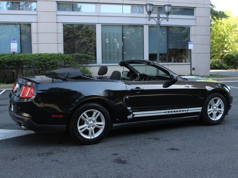 Used 2012 Ford Mustang Convertible w/ Security Pkg RWD image 8