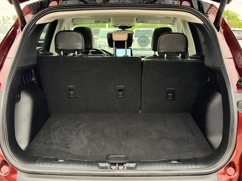 Used 2021 Ford Escape SEL w/ Technology Package FWD image 6