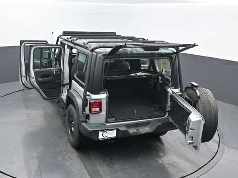 Used 2023 Jeep Wrangler Unlimited Sport AWD/4WD image 69