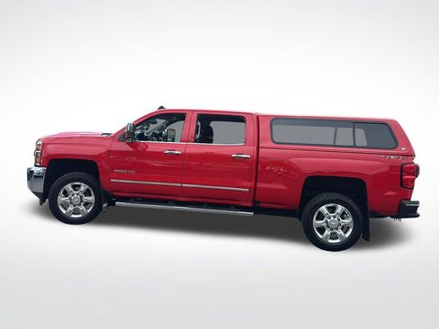 Used 2018 Chevrolet Silverado 2500 LTZ w/ Duramax Plus Package AWD/4WD image 4