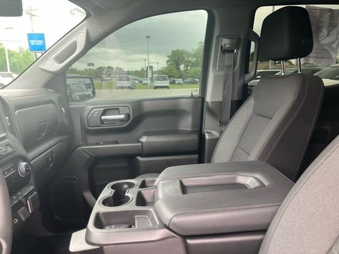 Used 2023 Chevrolet Silverado 1500 Custom RWD image 10