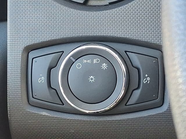 Used 2023 Ford F650 2WD Regular Cab Super Duty image 26