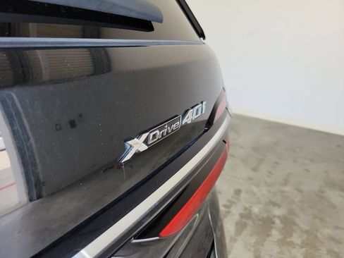 Used 2024 BMW X7 xDrive40i AWD/4WD image 9