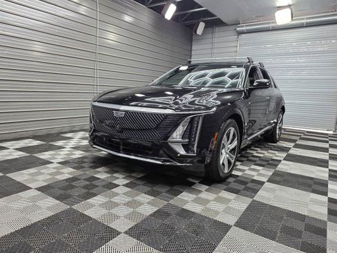 Used 2024 Cadillac Lyriq Tech AWD/4WD image 48
