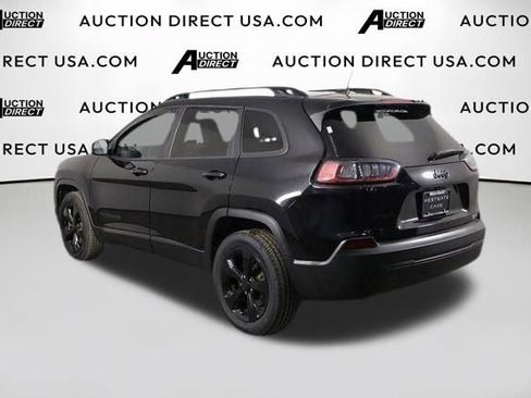 Used 2019 Jeep Cherokee Latitude Plus AWD/4WD image 58
