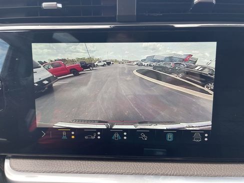 Used 2023 GMC Sierra 1500 Denali AWD/4WD image 17