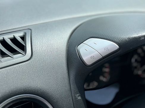 Used 2017 Nissan Pathfinder SL w/ SL Tech Package FWD image 12