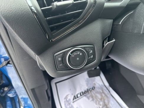 Used 2017 Ford Escape Titanium image 27