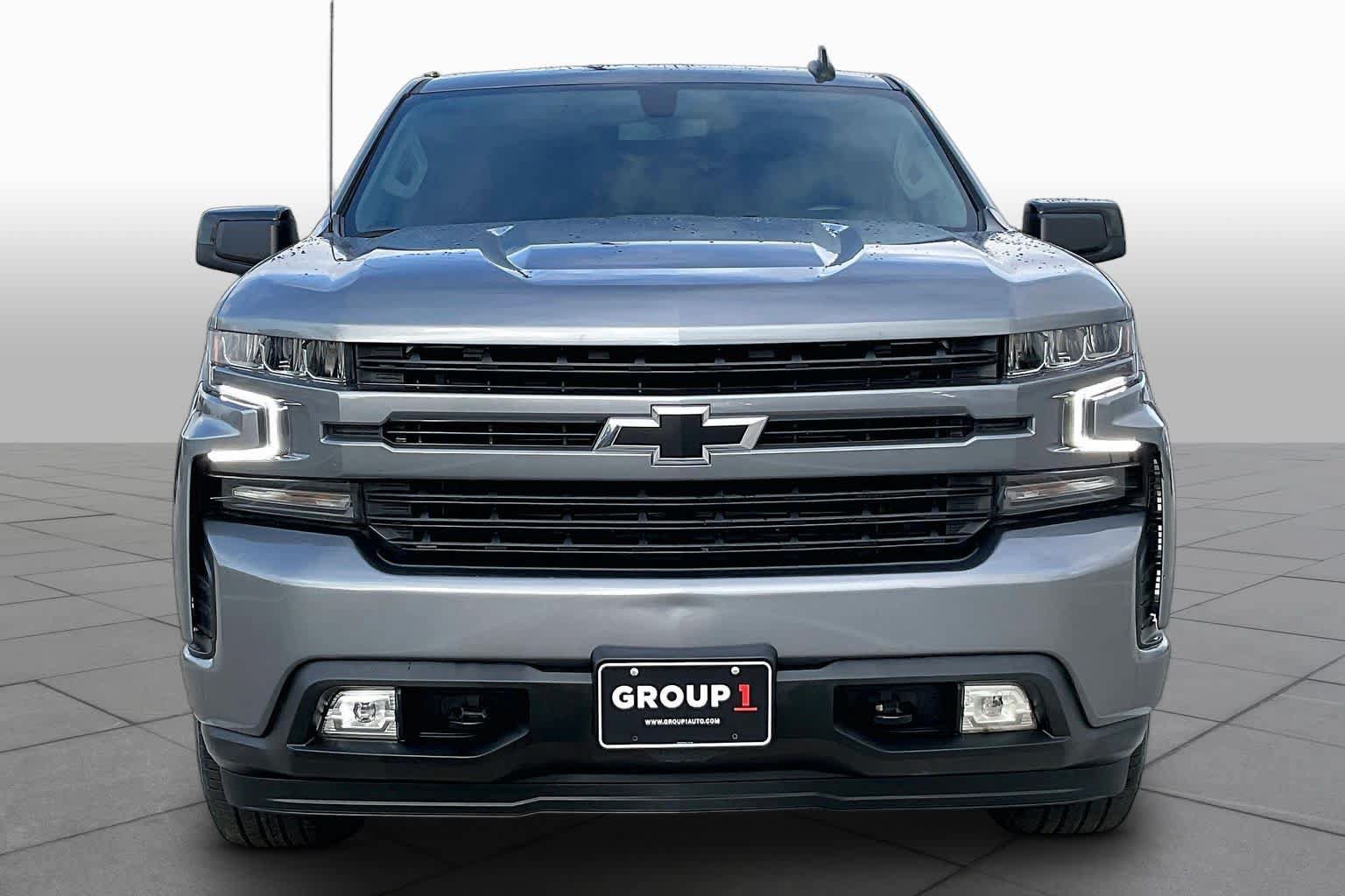 Used 2021 Chevrolet Silverado 1500 RST w/ LPO, Dark Essentials Package RWD image 4
