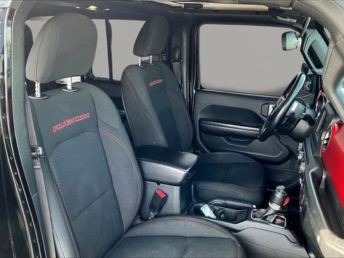 Used 2021 Jeep Wrangler Unlimited Rubicon w/ Cold Weather Group image 31