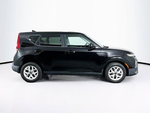 Used 2022 Kia Soul LX w/ Technology Package FWD image 10