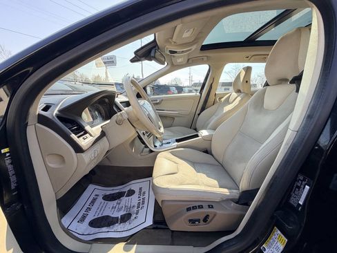 Used 2010 Volvo XC60 3.2 image 27