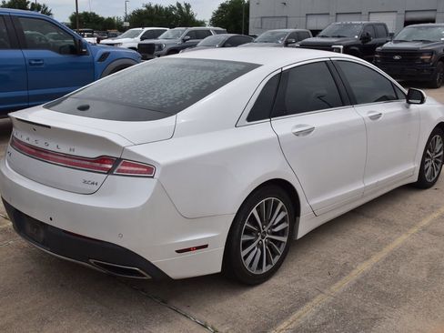 Used 2019 Lincoln MKZ Premiere image 6