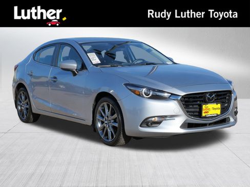 Used 2018 MAZDA MAZDA3 Grand Touring w/ Premium Equipment Package image 1