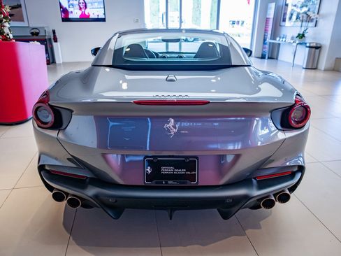 Used 2022 Ferrari Portofino M image 34