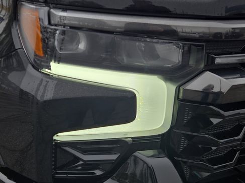 New 2026 Chevrolet Silverado 1500 ZR2 image 18