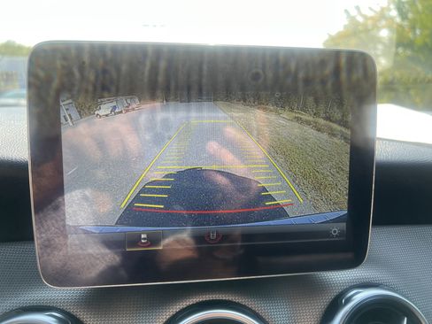 Used 2020 Mercedes-Benz GLA 250 4MATIC image 26